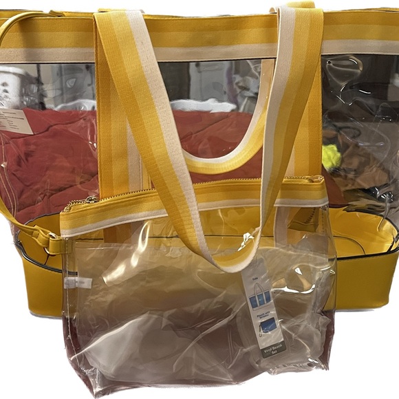 Vinyl & Canvas tote bag with zip close wristlet - Picture 2 of 4